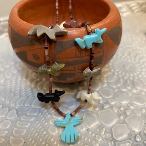 Old Pawn Vintage Zuni Fetish & Heshi Necklace, 18 inches - Picture 4 of 6